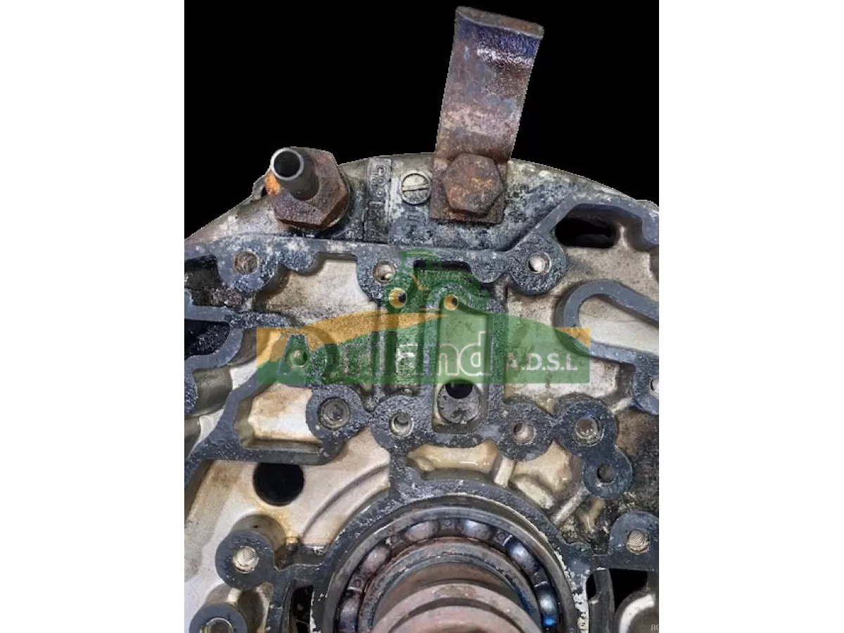 COUVERCLE DU CARTER DE BOITE POWERQUAD AVEC CORPS DE POMPE