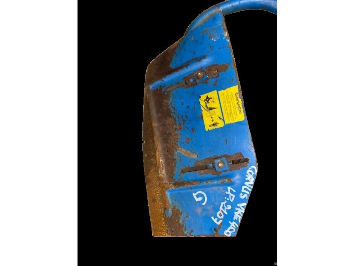 DEFLECTEUR LATERAL GAUCHE 