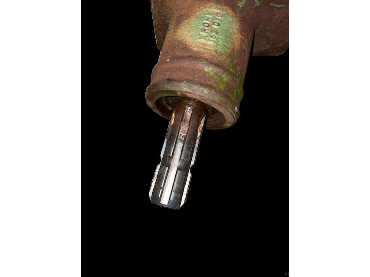 CARTER DE BOITIER AVEC ARBRE 