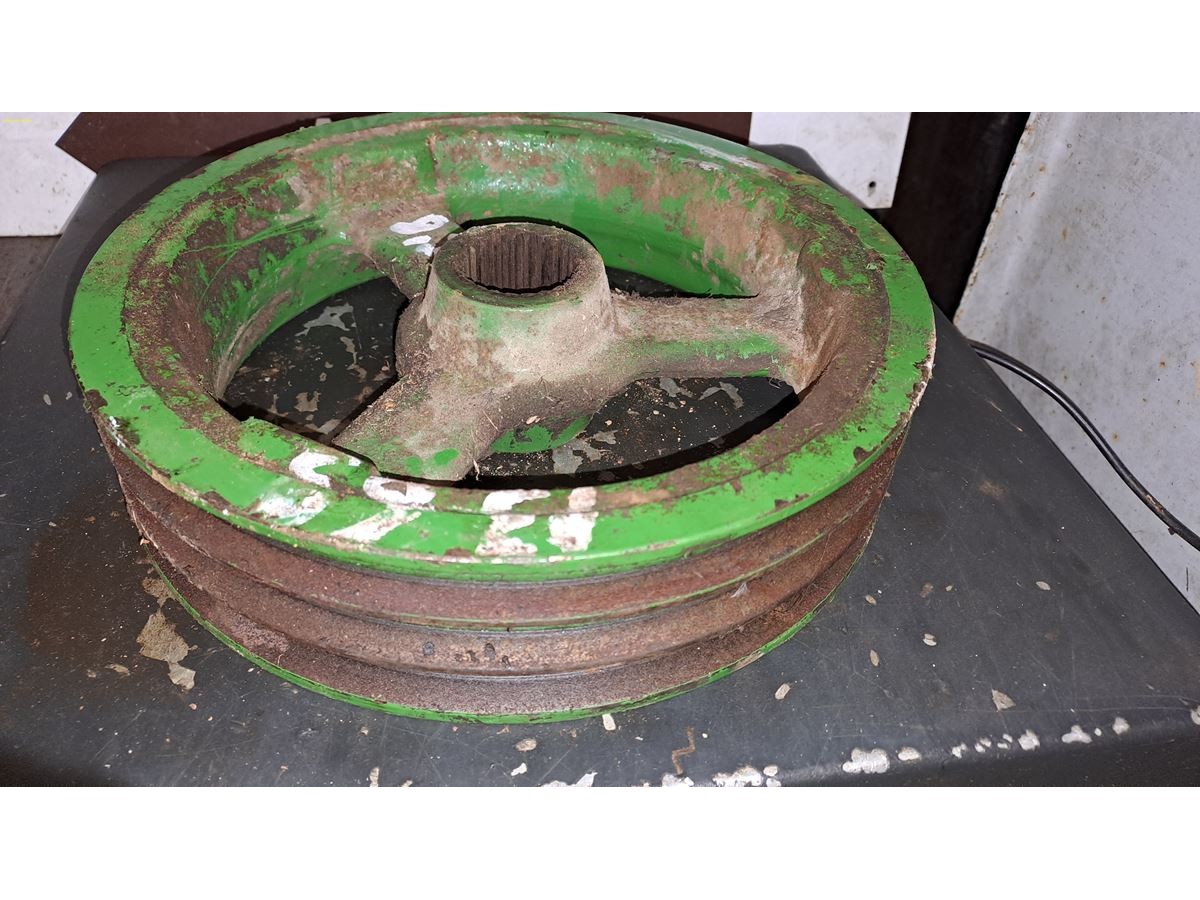 POULIE MENANTE 3 GOR OD = 266 MM