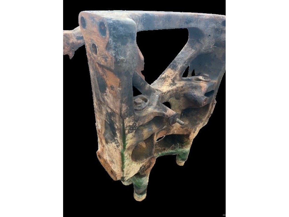 SUPPORT D'ESSIEU AVANT