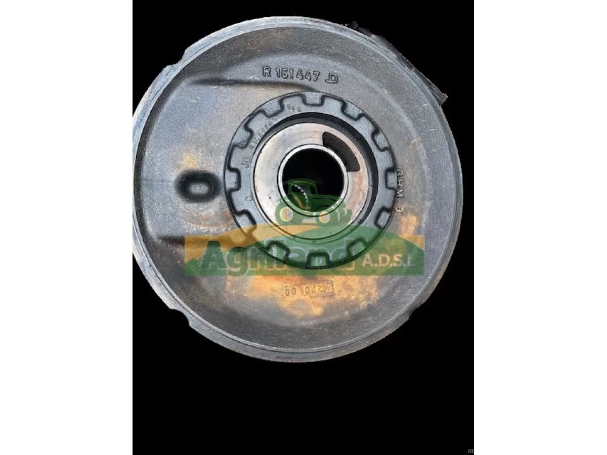 TAMBOUR + EMBRAYAGE DE MARCHE AVANT (AVEC MOTEURS AU-DESSUS DE 99 KW (135 CH))