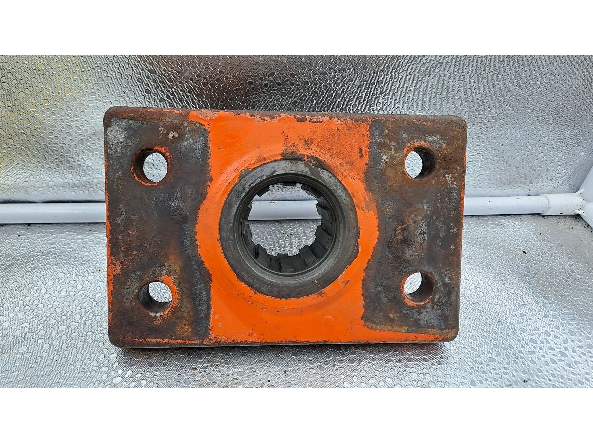 PORTE DENT CENTRAL AVEC TROU DE FIXATION DES DENTS DIAM 14