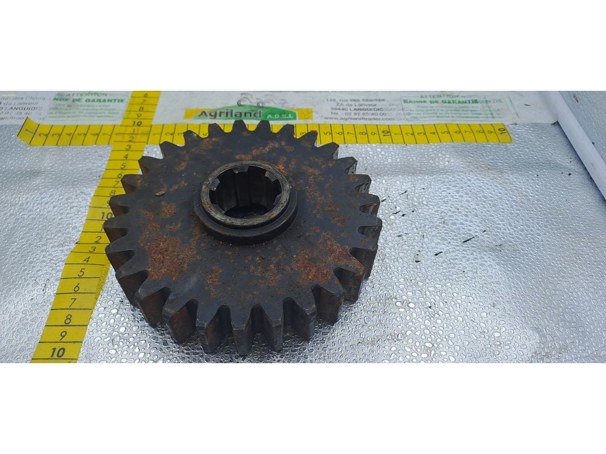 PIGNON DE BOITIER 27Z 