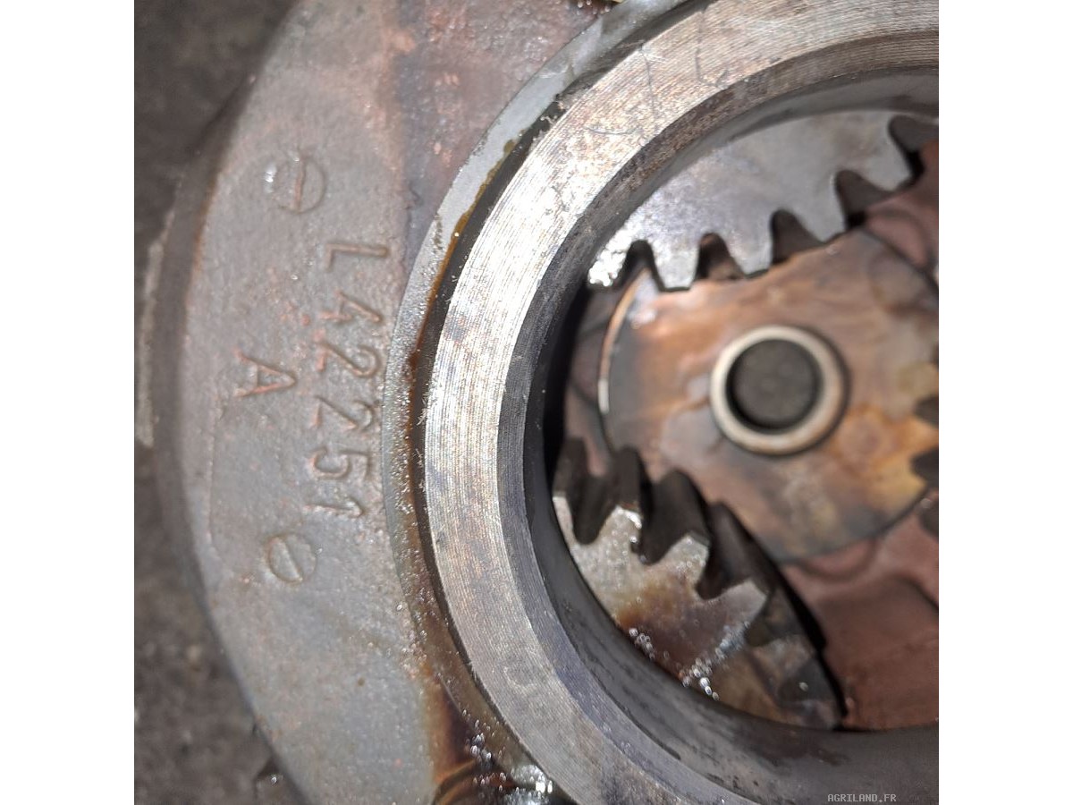 PORTE SATELLITES ET SATELLITES Z26 ARR