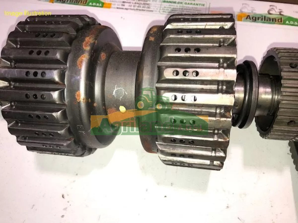 ARBRE DE TRANSMISSION AVEC PIGNON Z70