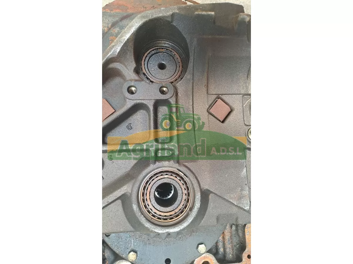 PRISE DE FORCE ARRIERE JOHN DEERE 6630