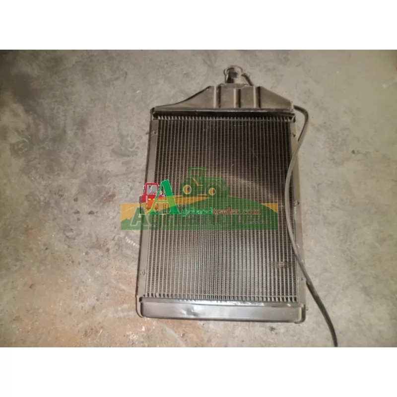 Radiateur Massey Ferguson 265