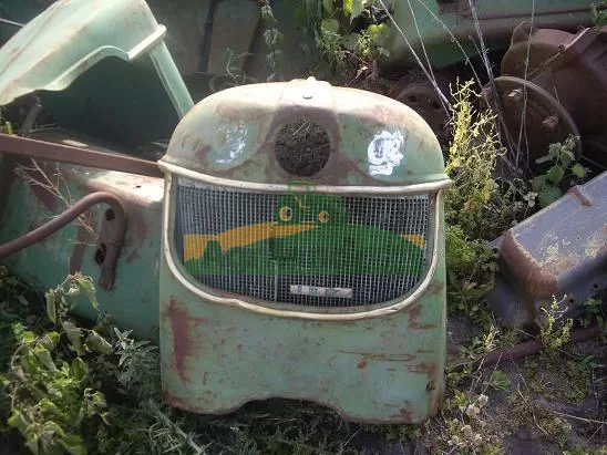 DEUTZ-FAHR Piece Carrosserie Deutz