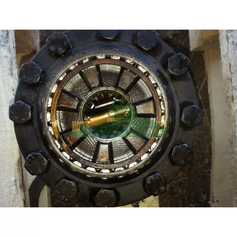 MASSEY FERGUSON Differentiel Pont Avant Massey Fergusson Serie 8000