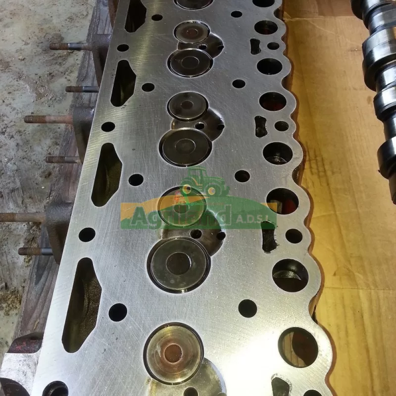 DEUTZ-FAHR Culasse Deutz Bf6M 1012E