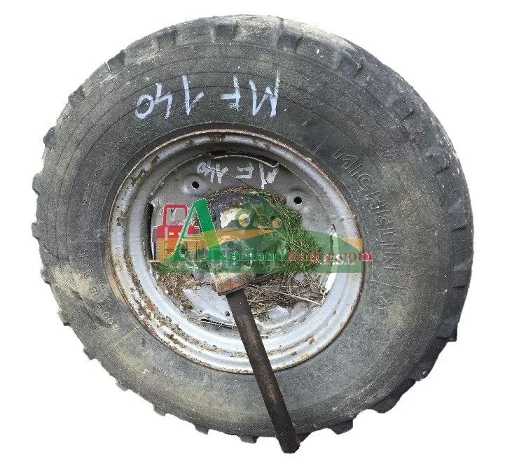 MASSEY FERGUSON Fusée