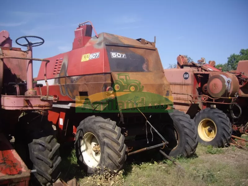 MASSEY FERGUSON Pièces Massey Fergusson Moissonneuse 507