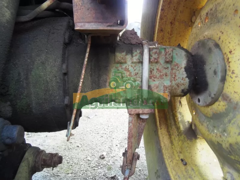 Réducteur + Trompette De Pont Arrière Droit John Deere 3350