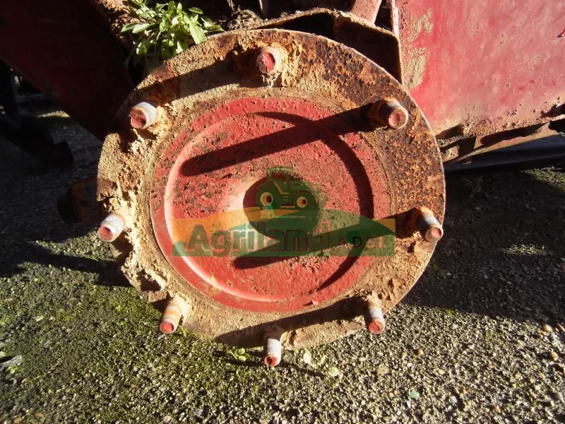 INTERNATIONAL Réducteur + Trompette De Pont Arrière Gauche Ih 523