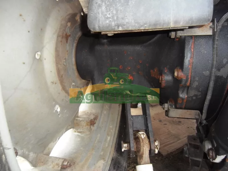 DEUTZ-FAHR Réducteur + Trompette Pont Arrière Gauche Agrotron 110