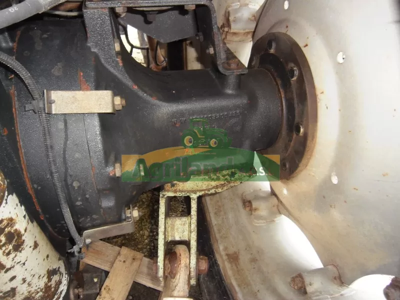 DEUTZ-FAHR Réducteur + Trompette De Pont Arrière Droit Agrotron 110