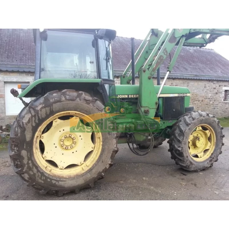 John Deere 3050