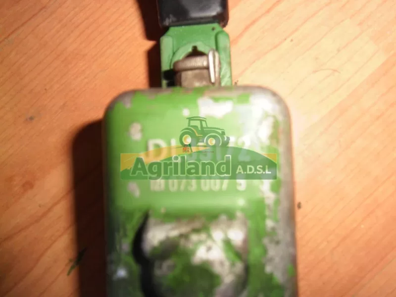 Distributeur Double Effet John Deere 2140