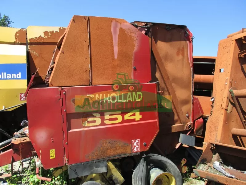 Round Baller New Holland 654
