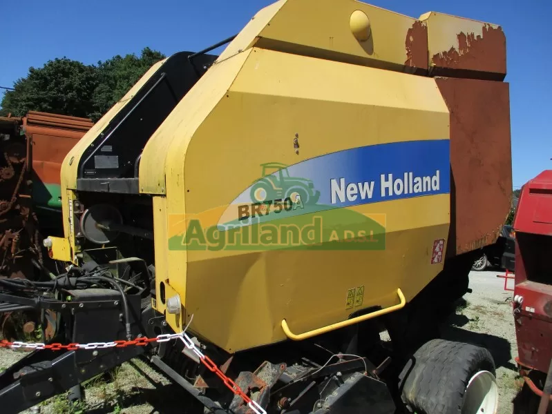Round Baller New Holland Br 750 A