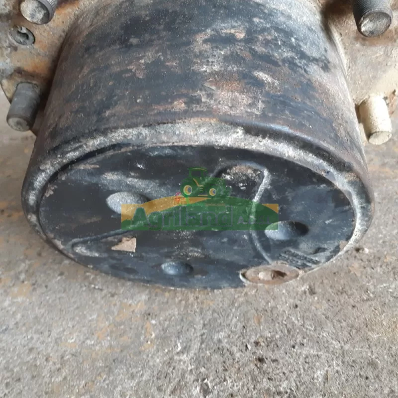 DEUTZ-FAHR Reducteur Agrotron Deutz 150 As 2040