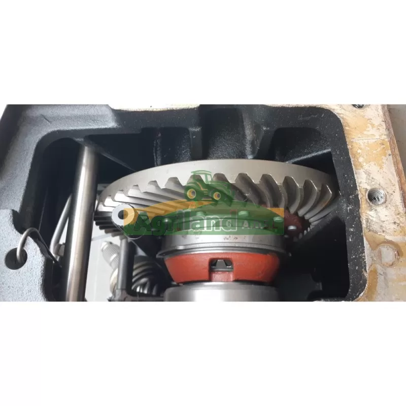 Couple Conique Claas Axos 340