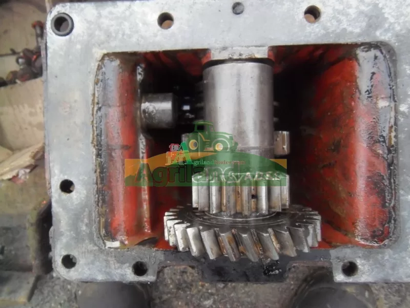 Boite De Transfert Renault 651.4 Rouge