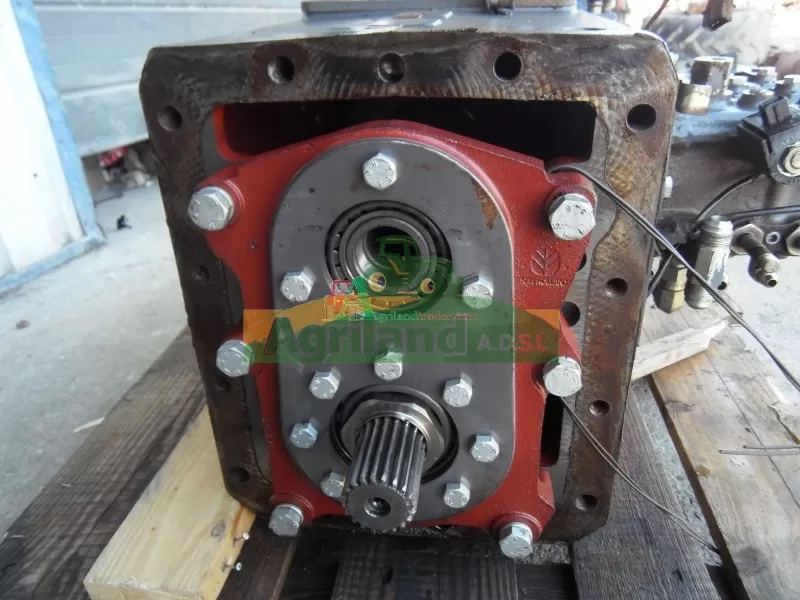 NEW HOLLAND Boite De Vitesse