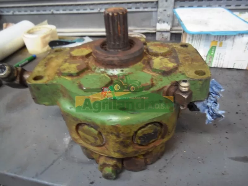JOHN DEERE Pompe Hydraulique