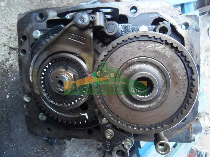 NEW HOLLAND Carter De Prise De Force