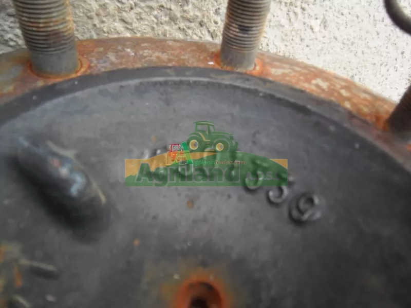 MASSEY FERGUSON Arbre De Roue