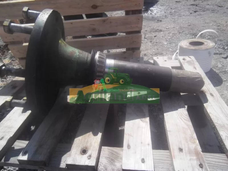 JOHN DEERE Arbre De Roue