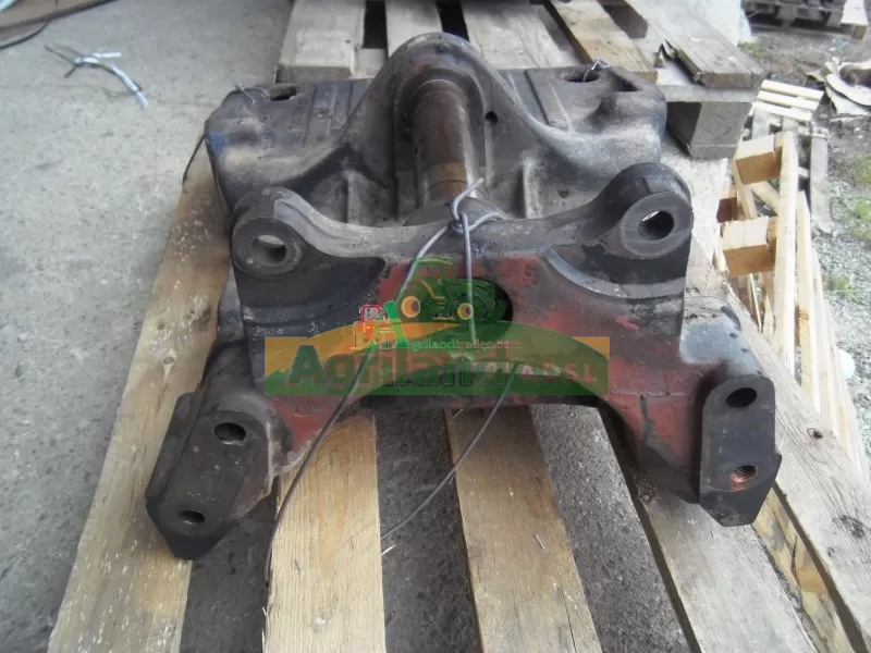 MASSEY FERGUSON Berceau