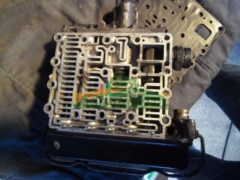 DEUTZ-FAHR Distributeur Principal De Boite De Vitesse