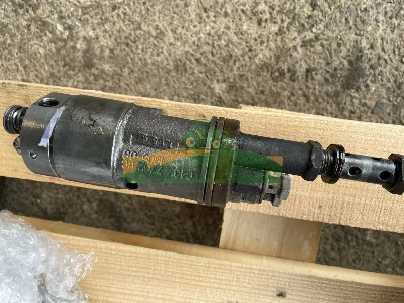 DEUTZ-FAHR Distributeur Relevage Deutz Dx 6.16