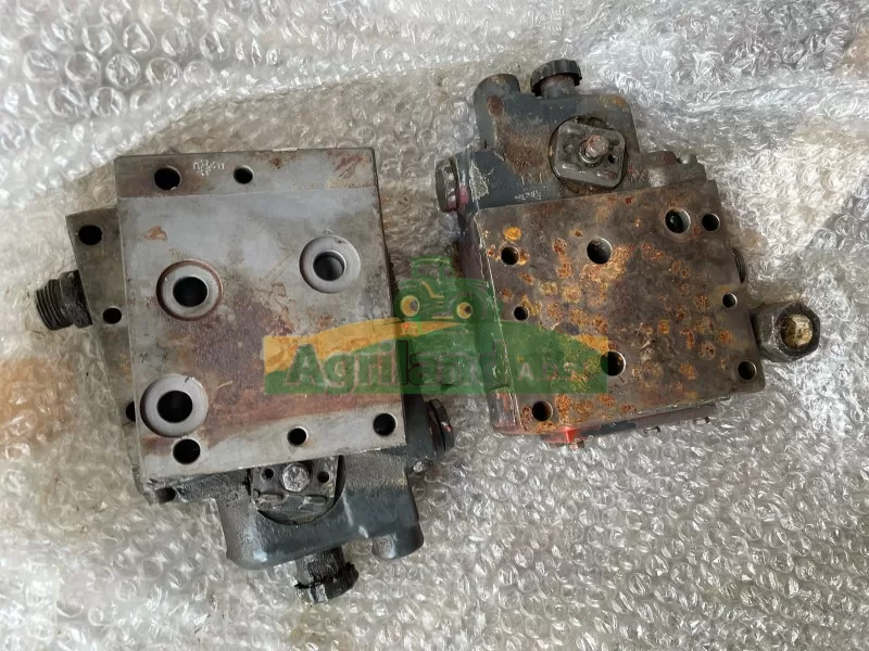 DEUTZ-FAHR Bloc Distributeur Deutz 4005