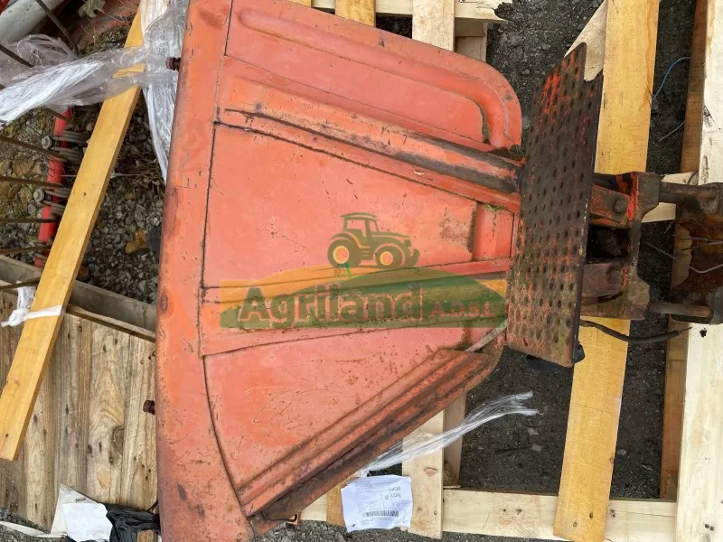 Aile Renault Super 6