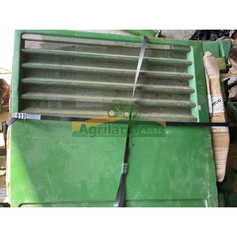 Grille Latérale John Deere 6600