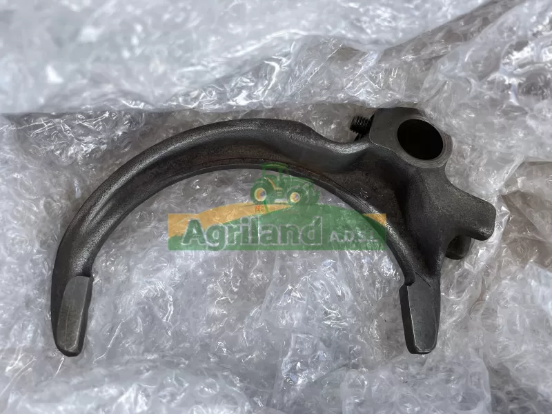 Fourchette Renault Dionis 140