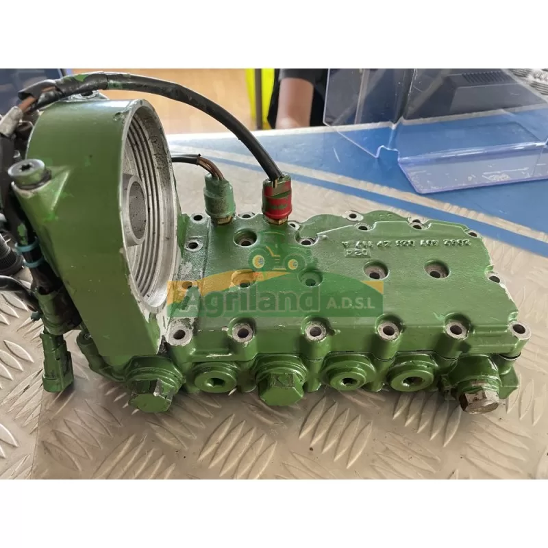 Distributeur De Boite Autopower John Deere 6820