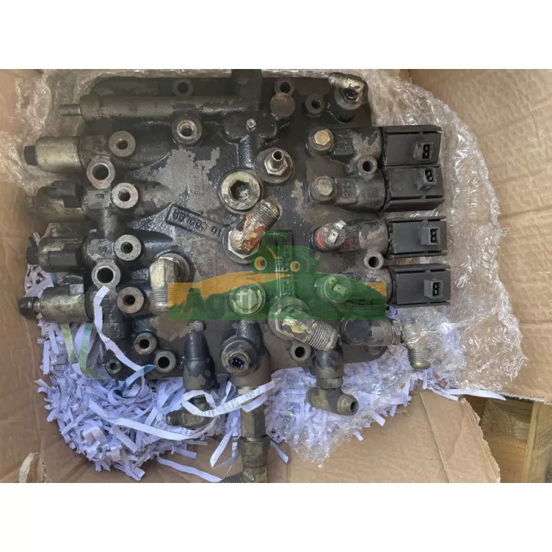 Distributeur De Boite De Vitesse New Holland Tm 165