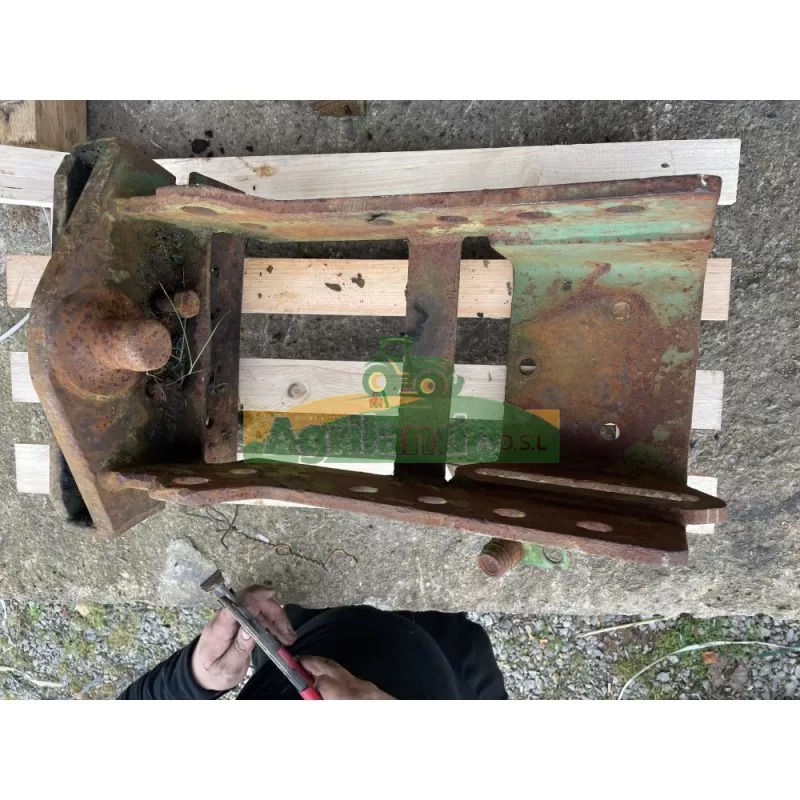 Echelle Piton John Deere 2130