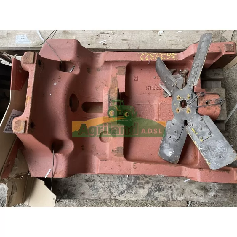 Berceau Massey Ferguson 375