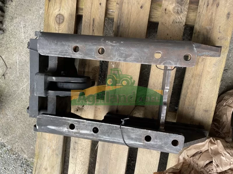 Echelle Attelage New Holland T7.250