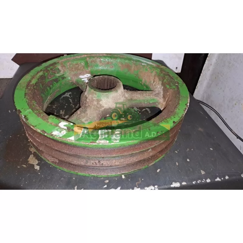 Poulie Menante John Deere 1365