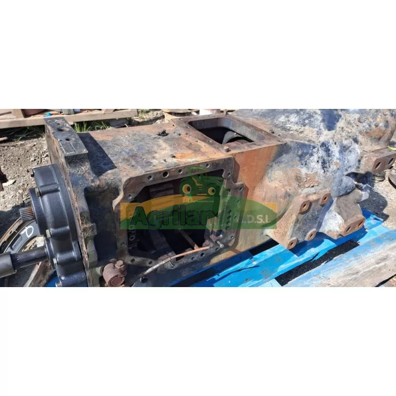 NEW HOLLAND Boite De Vitesse Complète T 6020