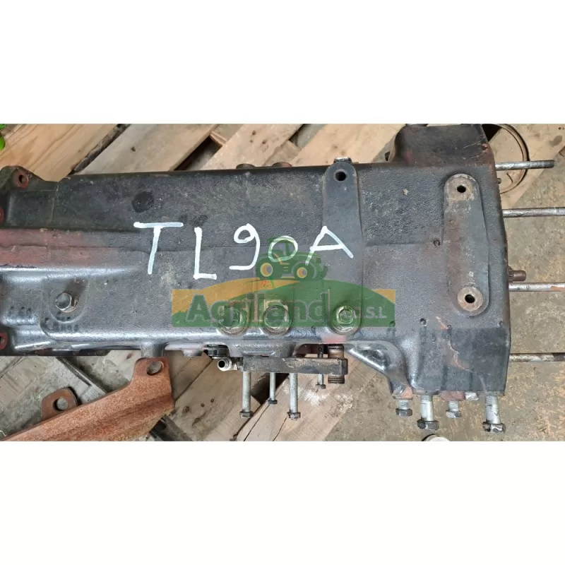 Reducteur Arriere Droit Complet New Holland Tl 90 A