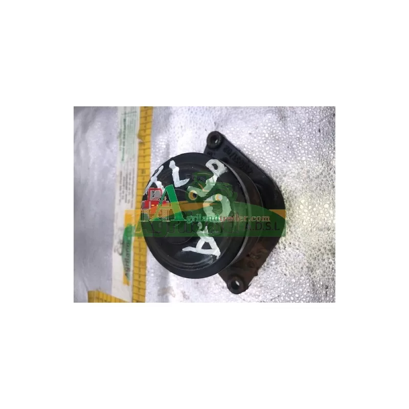 Pompe A Eau New Holland Tl 90 A