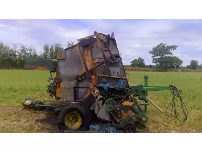 JOHN DEERE 854 N EC-892-ZY